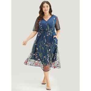 #096 -NWT Bloomchic Indigo Blue Embroidered Floral Mesh Surplice Neck Dress 12